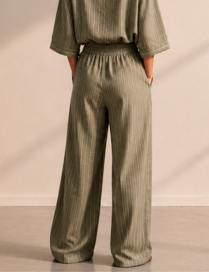 Back view of JENNA women's wide leg 
pants sewing pattern with relaxed 
wide-leg silhouette